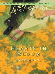 бесплатно читать книгу Hearts In Bloom автора Mae Nunn