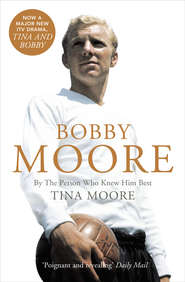 бесплатно читать книгу Bobby Moore: By the Person Who Knew Him Best автора Tina Moore