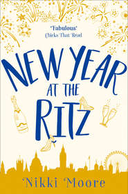 бесплатно читать книгу New Year at the Ritz автора Nikki Moore